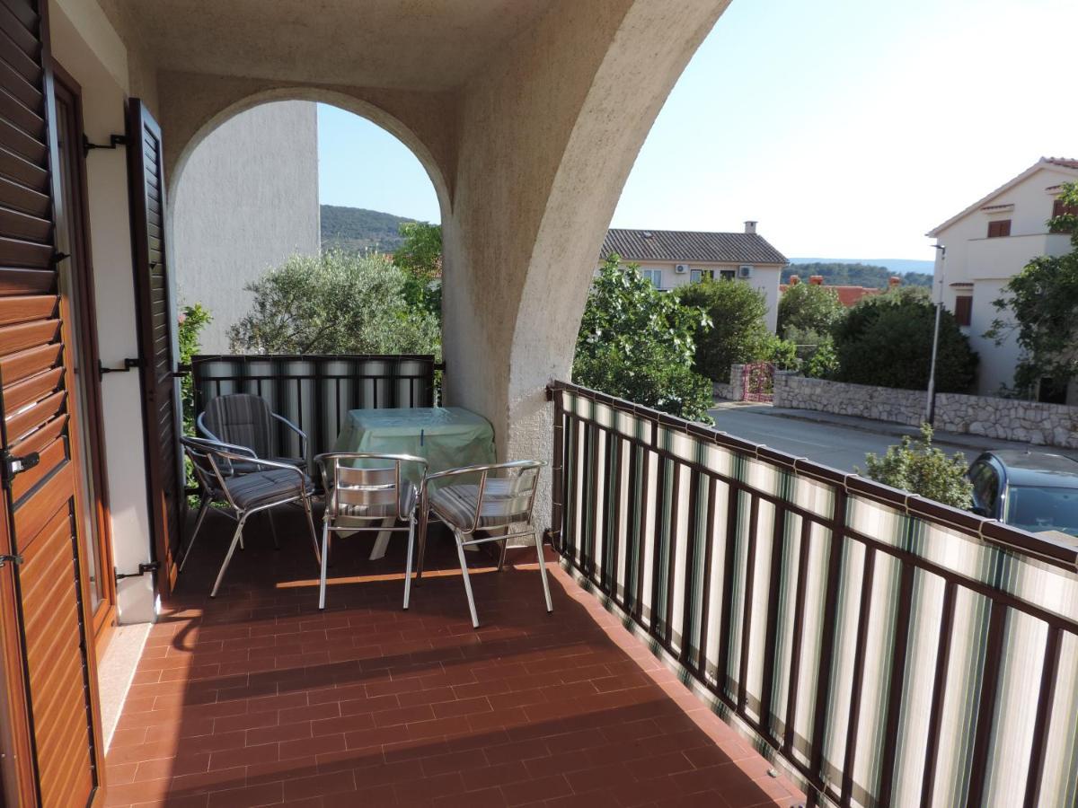 Apartmani Antica Cres Exterior foto